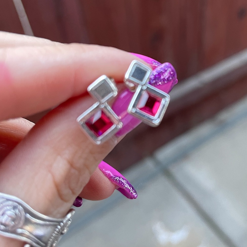 Final price drop ♥️Silver and red Alex and Ani small earrings ♥️